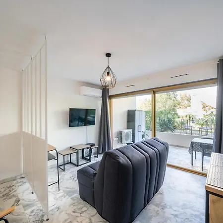 Avec Terrasse Et Jardin Arbore - 5 Min Hypercentre Apartment