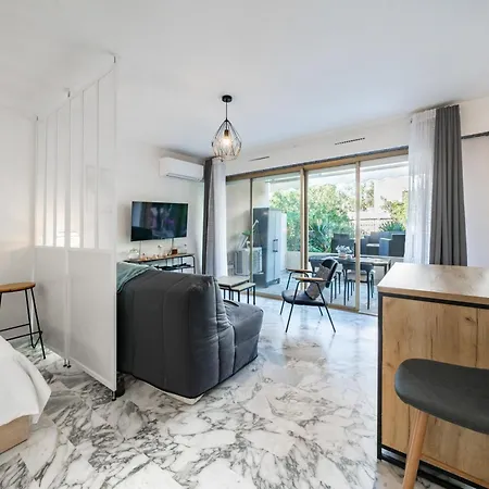 Apartment Avec Terrasse Et Jardin Arbore - 5 Min Hypercentre *